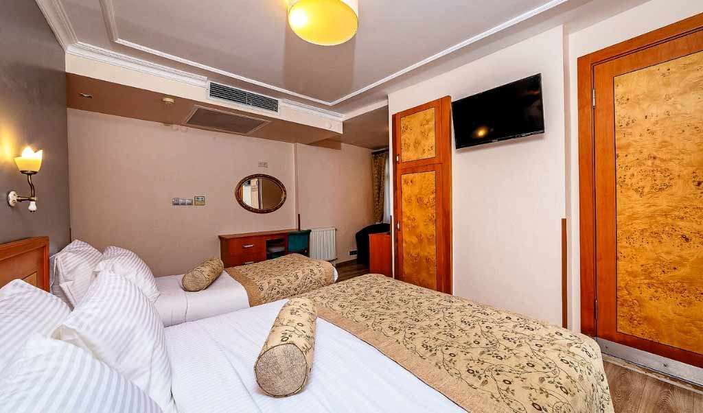 İstiklal Caddesi Taksim Hotels